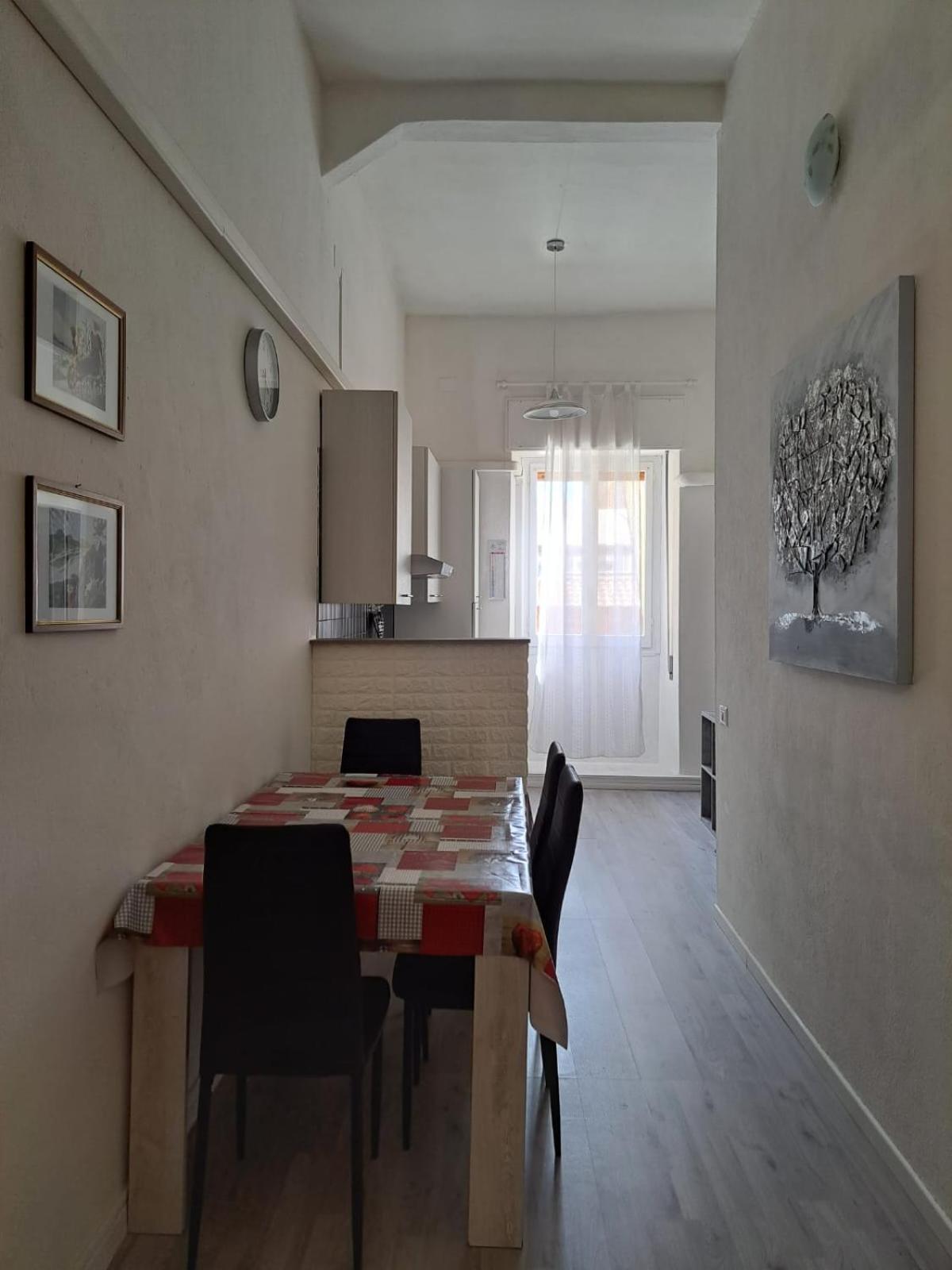 Appartamento Vacanze Cagliari - Via Lanusei Ruang foto